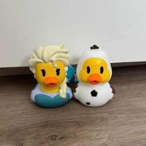 Disney Elsa & Olaf Rubber Duck Bath Toy Set NWT